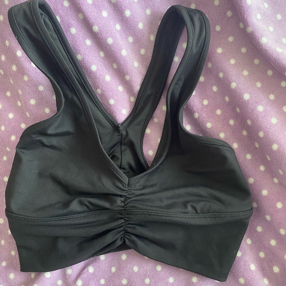 Alo yoga wild thing bra size small